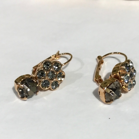 Rose Gold Earring with swarovski - Picture 3 of 3
